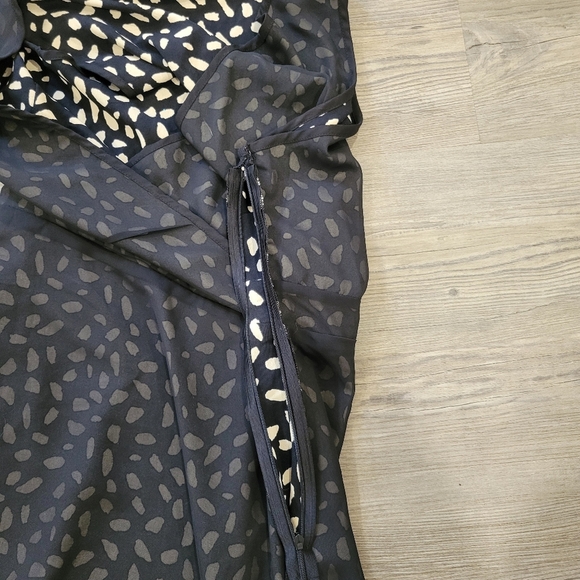 Everly Midi Black and Cream Women's Dress Size Large - Picture 9 of 9